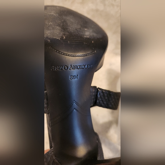 Enzo Angeliolini "Coadi" pump. Black "Snakeskin" Size 5.5 - Picture 5 of 8